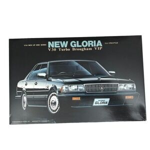 VTG Model Kit FUJIMI Nissan New Gloria 3.0 V30 Turbo Brougham VIP 1/24 Scale